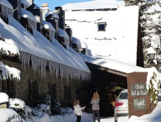 Exteriores Hotel Chalet Val de Ruda