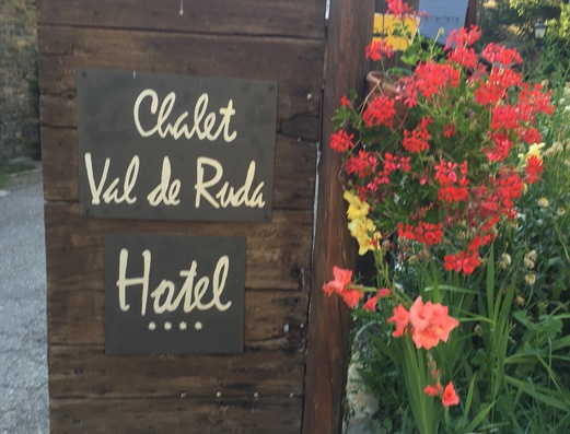 Verano Hotel Chalet Val de Ruda