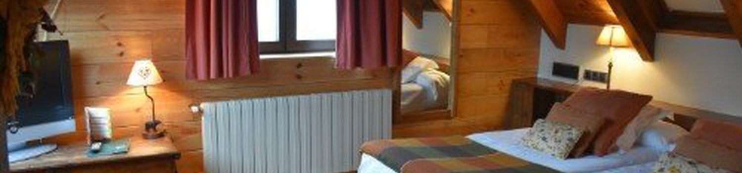 HABITACIÓN TRIPLE Hotel Chalet Val de Ruda