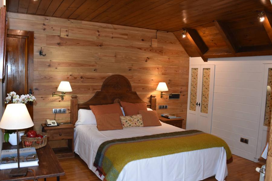 Habitación Doble Superior Habitación Doble Superior 6 Hotel Val de Ruda España